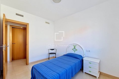 Apartamento de 4 dormitorios en venta en Cubelles, Barcelona, Cataluña, Spain № 8807 - foto 22
