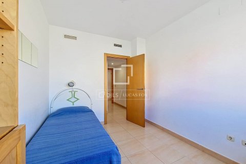 Apartamento de 4 dormitorios en venta en Cubelles, Barcelona, Cataluña, Spain № 8807 - foto 17