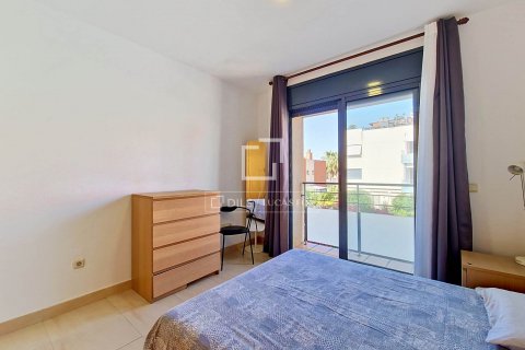 Apartamento de 4 dormitorios en venta en Cubelles, Barcelona, Cataluña, Spain № 8807 - foto 13