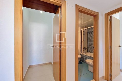 Apartamento de 4 dormitorios en venta en Cubelles, Barcelona, Cataluña, Spain № 8807 - foto 23