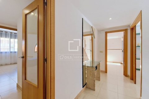 Apartamento de 4 dormitorios en venta en Cubelles, Barcelona, Cataluña, Spain № 8807 - foto 5