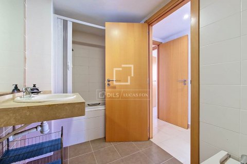 Apartamento de 4 dormitorios en venta en Cubelles, Barcelona, Cataluña, Spain № 8807 - foto 10