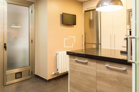 3 bedrooms apartment for sale in Barcelona, Catalonia, Spain № 8803 - photo 18