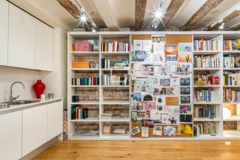 Apartamento de 1 dormitorio en venta en Barcelona, Cataluña, Spain № 8806 - foto 9