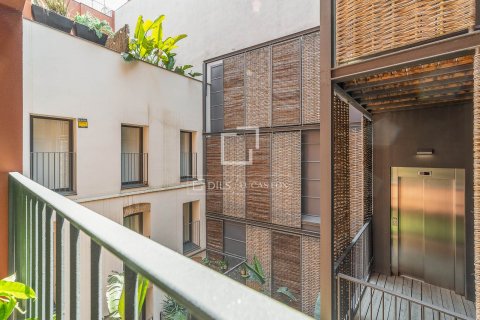 Apartamento de 1 dormitorio en venta en Barcelona, Cataluña, Spain № 8806 - foto 12