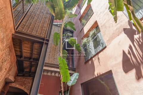 Apartamento de 1 dormitorio en venta en Barcelona, Cataluña, Spain № 8806 - foto 28