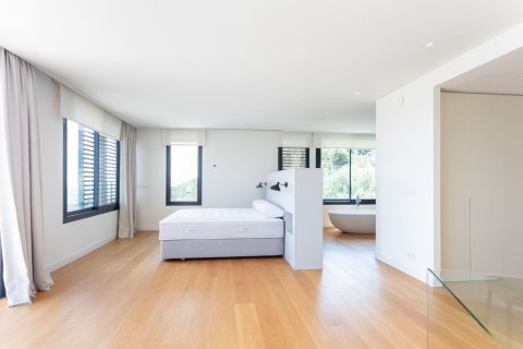 Сasa de 7 dormitorios en alquiler en Barcelona, Cataluña, Spain № 1565 - foto 11