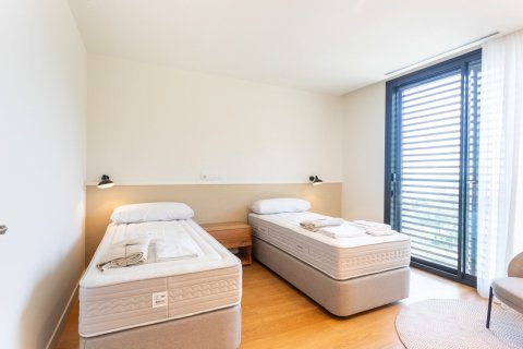 Сasa de 7 dormitorios en alquiler en Barcelona, Cataluña, Spain № 1565 - foto 12