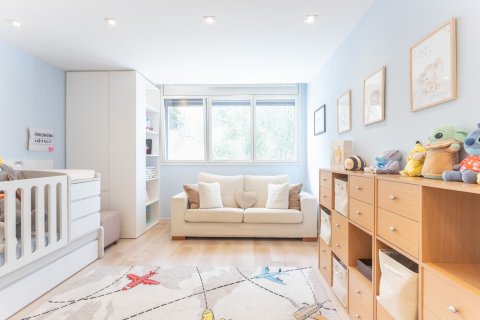 Сasa de 7 dormitorios en alquiler en Barcelona, Cataluña, Spain № 1569 - foto 12