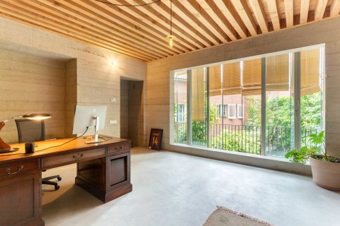 Сasa de 5 dormitorios en alquiler en Barcelona, Cataluña, Spain № 1570 - foto 10