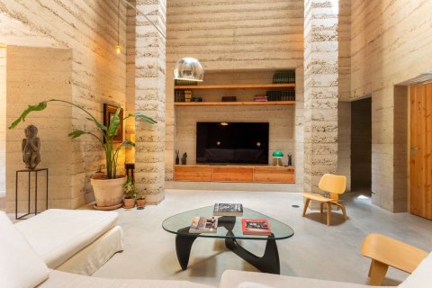 Сasa de 5 dormitorios en alquiler en Barcelona, Cataluña, Spain № 1570 - foto 15