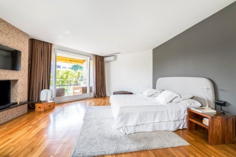 Apartamento de 5 dormitorios en alquiler en Barcelona, Cataluña, Spain № 1566 - foto 6