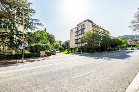 Apartamento de 5 dormitorios en alquiler en Barcelona, Cataluña, Spain № 1566 - foto 11