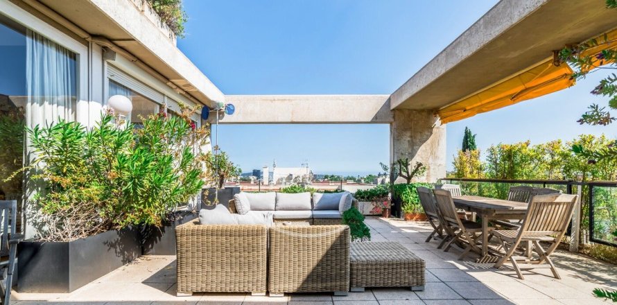 Apartamento de 5 dormitorios en alquiler en Barcelona, Cataluña, Spain № 1566