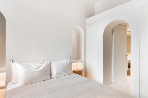 Apartamento de 3 dormitorios en alquiler en Barcelona, Cataluña, Spain № 1564 - foto 11