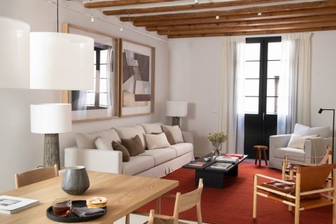 Apartamento de 3 dormitorios en alquiler en Barcelona, Cataluña, Spain № 1567 - foto 3