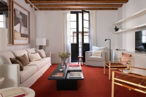 Apartamento de 3 dormitorios en alquiler en Barcelona, Cataluña, Spain № 1567
