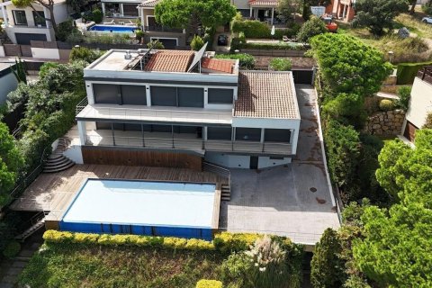 6 bedrooms house for sale in Sant Feliu de Guixols, Girona, Catalonia, Spain № 6219 - photo 11