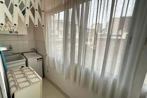 Apartamento de 4 dormitorios en venta en Sants-Montjuïc, Barcelona, Cataluña, Spain № 2182 - foto 14