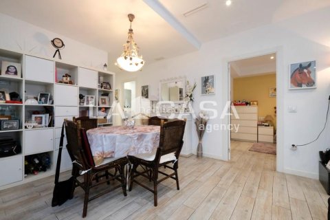 Apartamento de 2 dormitorios en venta en Sant Andreu, Barcelona, Cataluña, Spain № 2178 - foto 21