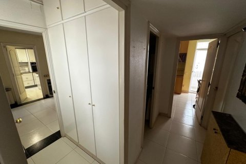 Apartamento de 4 dormitorios en venta en Sants-Montjuïc, Barcelona, Cataluña, Spain № 2181 - foto 16