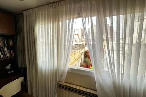 Apartamento de 4 dormitorios en venta en Sants-Montjuïc, Barcelona, Cataluña, Spain № 2181 - foto 8