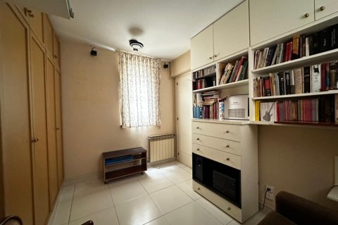Apartamento de 4 dormitorios en venta en Sants-Montjuïc, Barcelona, Cataluña, Spain № 2181 - foto 17