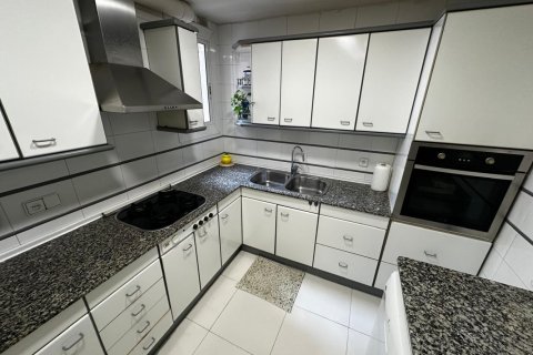 Apartamento de 4 dormitorios en venta en Sants-Montjuïc, Barcelona, Cataluña, Spain № 2181 - foto 13