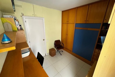 Apartamento de 4 dormitorios en venta en Sants-Montjuïc, Barcelona, Cataluña, Spain № 2181 - foto 21