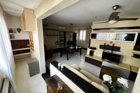 Apartamento de 4 dormitorios en venta en Sants-Montjuïc, Barcelona, Cataluña, Spain № 2181 - foto 6
