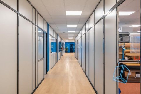 Estudio en venta en Sants-Montjuïc, Barcelona, Cataluña, Spain № 2180 - foto 4