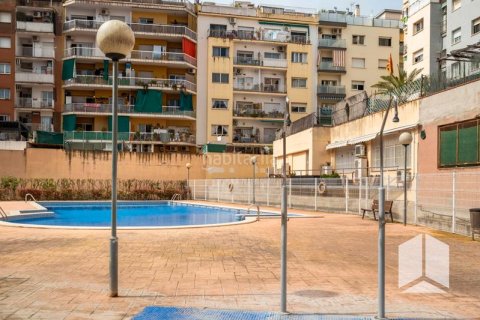 Apartamento de 3 dormitorios en venta en Castelldefels, Barcelona, Cataluña, Spain № 2177 - foto 26