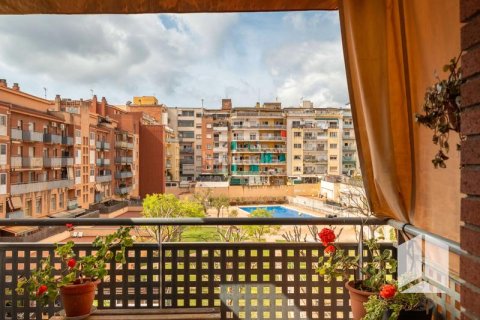 Apartamento de 3 dormitorios en venta en Castelldefels, Barcelona, Cataluña, Spain № 2177 - foto 20