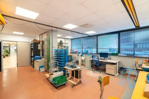 Estudio en venta en Sants-Montjuïc, Barcelona, Cataluña, Spain № 2183 - foto 25