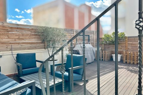 Apartamento de 4 dormitorios en venta en Santa Coloma de Gramenet, Barcelona, Cataluña, Spain № 2179 - foto 28