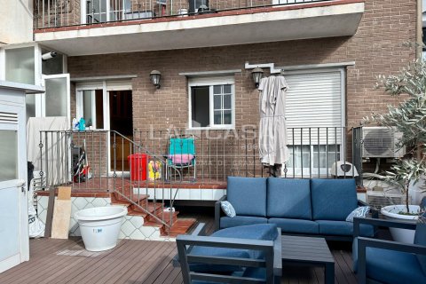 Apartamento de 4 dormitorios en venta en Santa Coloma de Gramenet, Barcelona, Cataluña, Spain № 2179 - foto 14
