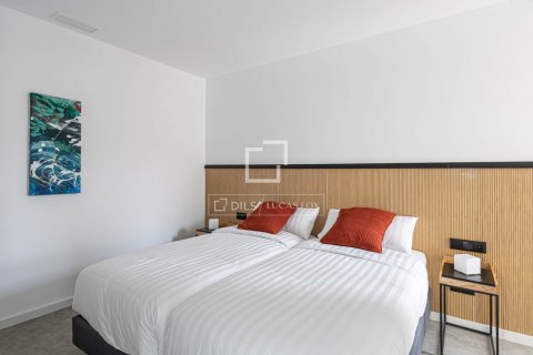 Ático de 2 dormitorios en venta en Barcelona, Cataluña, Spain № 8781 - foto 13