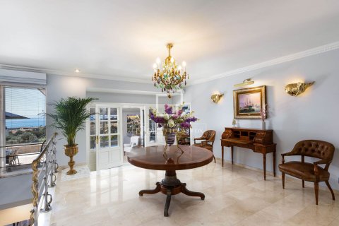 Villa de 6 dormitorios en alquiler en Alella, Barcelona, Cataluña, Spain № 8670 - foto 12