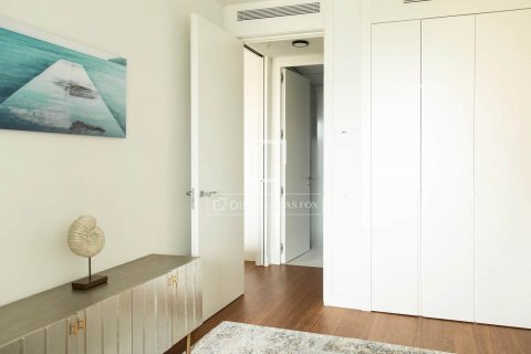 Снять в аренду квартиру в Барселона, Испания с 2 спальни, 86м², № 8669 - фото 2