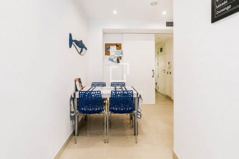 Apartamento de 2 dormitorios en venta en Sitges, Barcelona, Cataluña, Spain № 8762 - foto 24