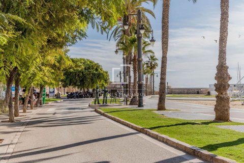 Apartamento de 2 dormitorios en venta en Sitges, Barcelona, Cataluña, Spain № 8762 - foto 3