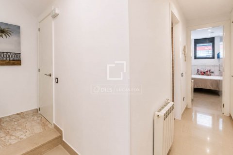 Apartamento de 2 dormitorios en venta en Sitges, Barcelona, Cataluña, Spain № 8762 - foto 22
