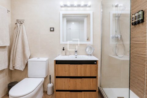 Apartamento de 2 dormitorios en venta en Sitges, Barcelona, Cataluña, Spain № 8762 - foto 12