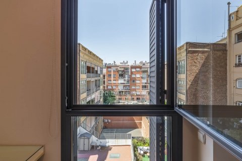 Купить квартиру в Барселона, Испания с 2 спальни, 105м², № 8774 - фото 29