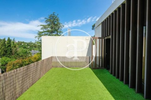 Сasa de 5 dormitorios en venta en Sant Cugat del Vallès, Barcelona, Cataluña, Spain № 2449 - foto 16