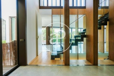 Сasa de 5 dormitorios en venta en Sant Cugat del Vallès, Barcelona, Cataluña, Spain № 2449 - foto 29