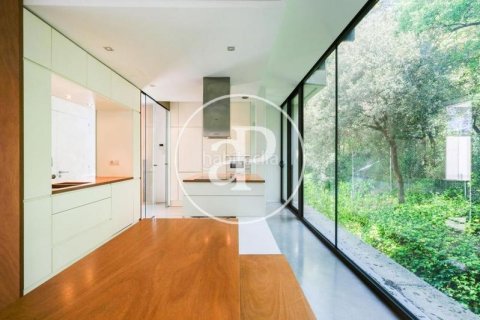 Сasa de 5 dormitorios en venta en Sant Cugat del Vallès, Barcelona, Cataluña, Spain № 2449 - foto 30