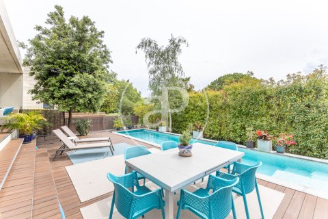 Сasa de 5 dormitorios en venta en Sant Cugat del Vallès, Barcelona, Cataluña, Spain № 2447 - foto 13