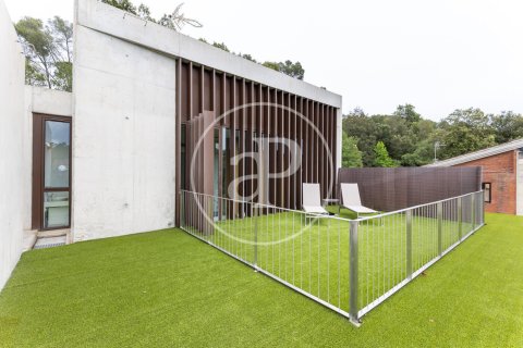 Сasa de 5 dormitorios en venta en Sant Cugat del Vallès, Barcelona, Cataluña, Spain № 2447 - foto 4
