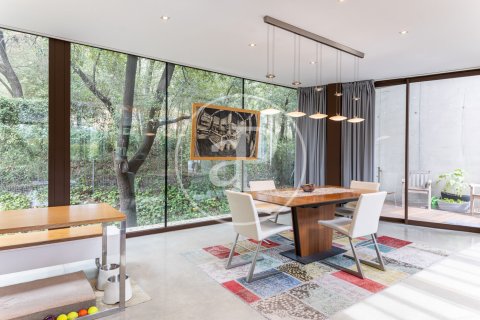 Сasa de 5 dormitorios en venta en Sant Cugat del Vallès, Barcelona, Cataluña, Spain № 2447 - foto 20